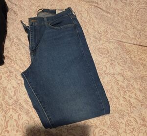 Levi's Women's Skinny Jeans in Blue Denim